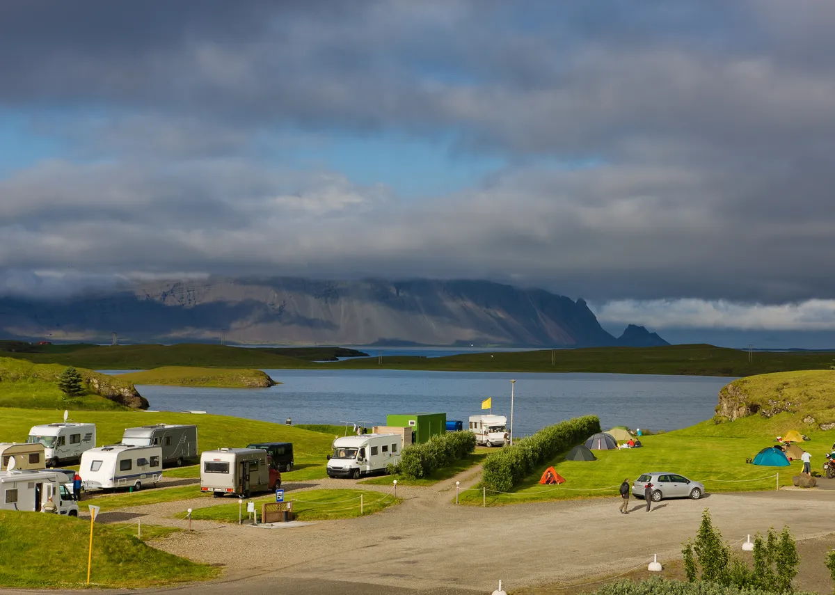 Acampar en Islandia en febrero
