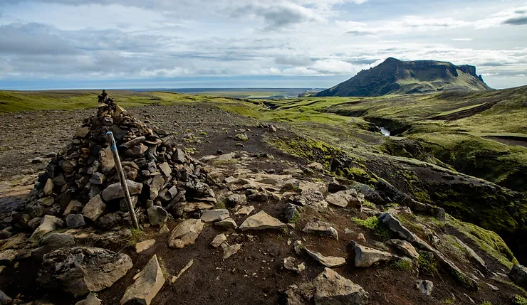 Cairns for navigation in Iceland