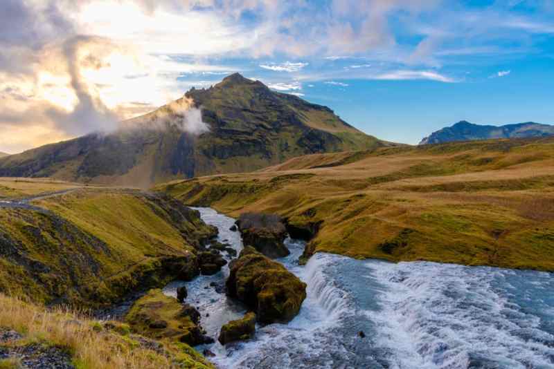 La caminata por Fimmvörduhäls La caminata por Fimmvörduhäls
