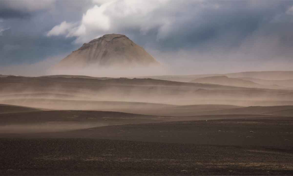 Sand and ash storm in Iceland´s lava fields
