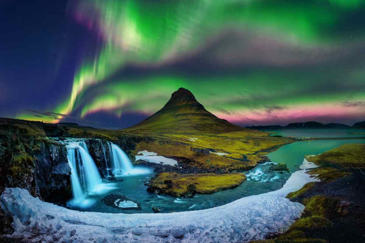 Kirkjufell mountain