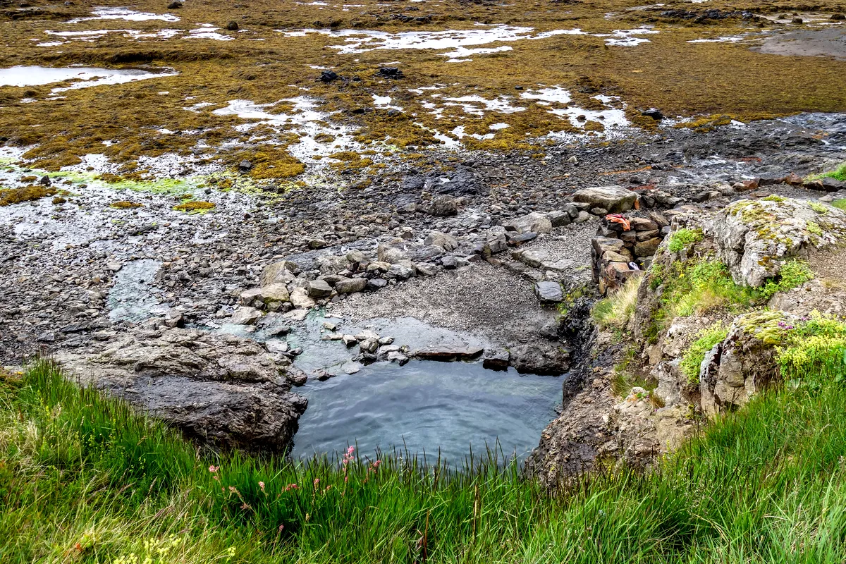 Hellulaug Hot Spring