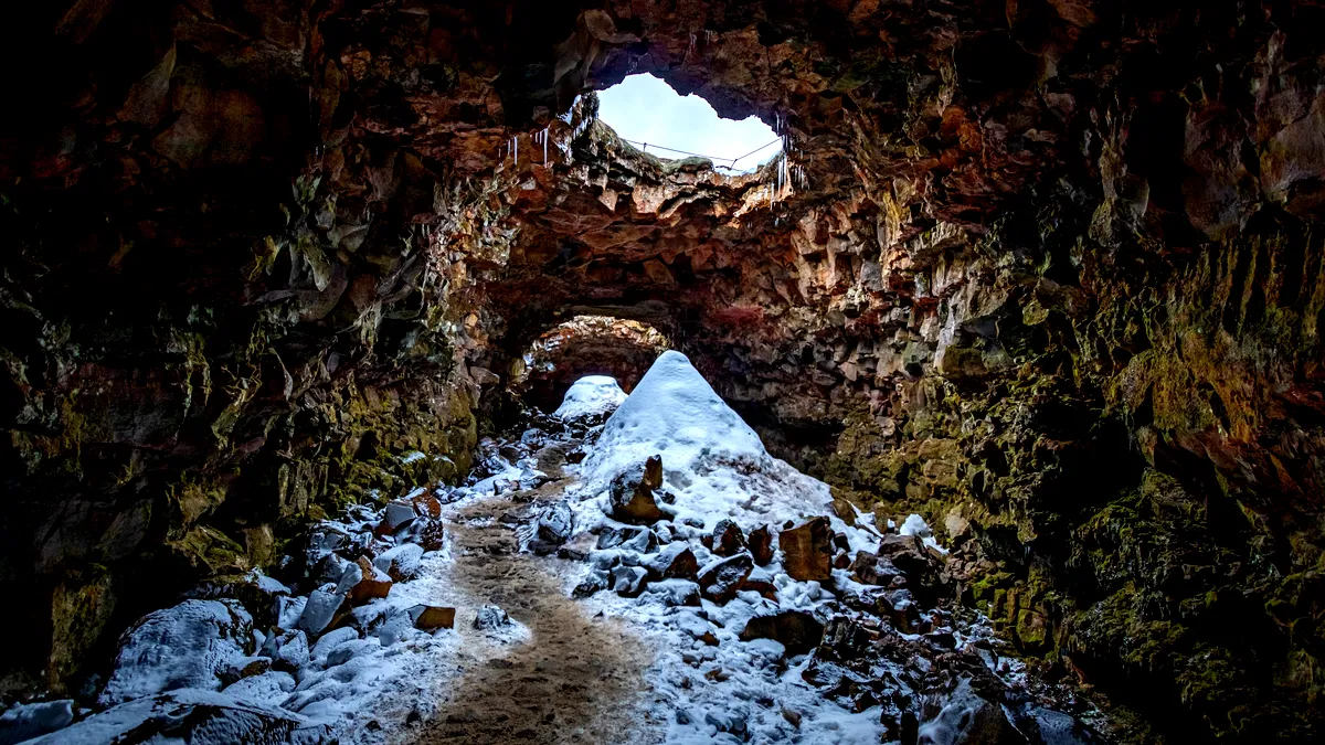 Raufarhólshellir Cave