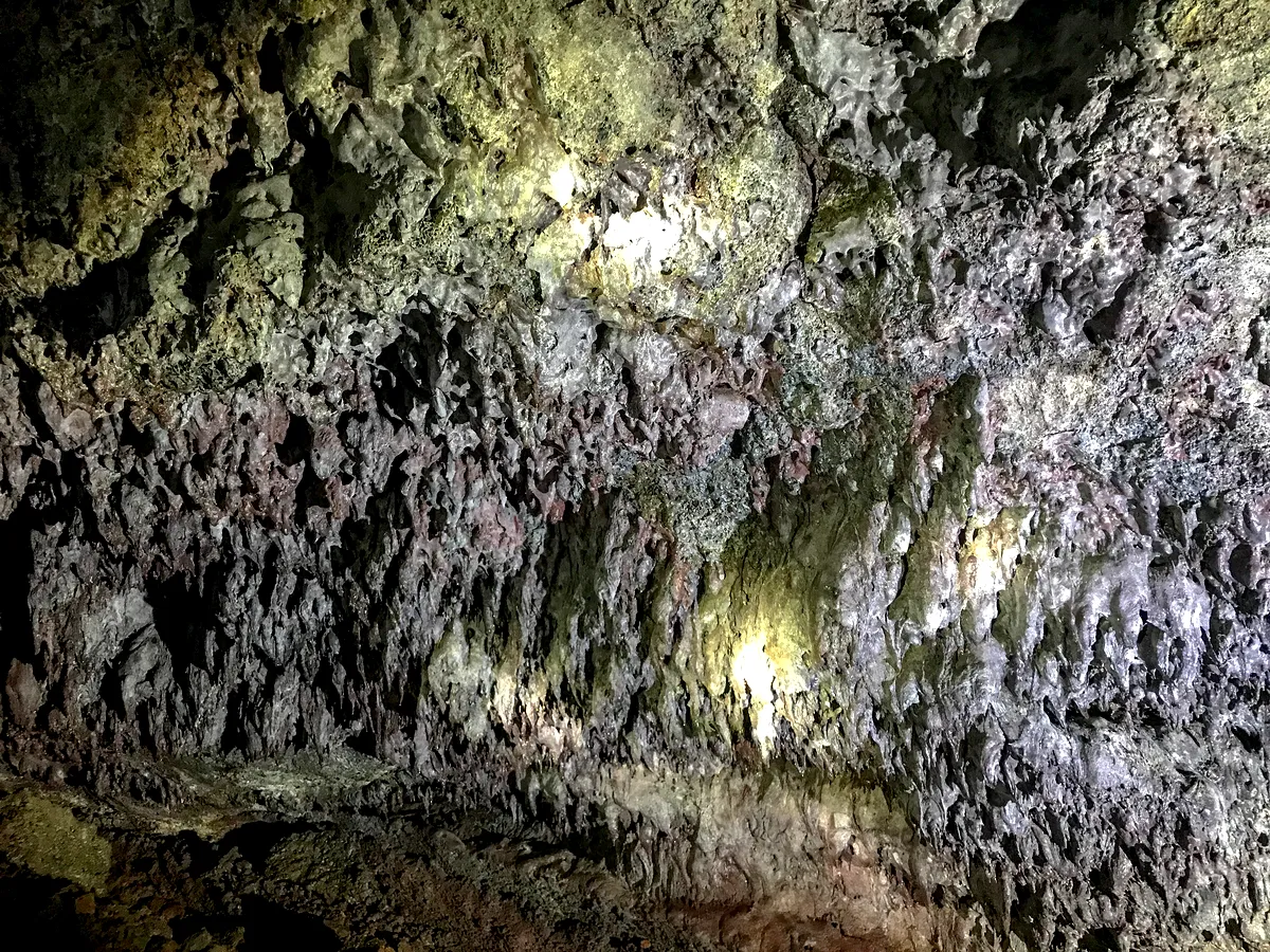 Vatnshellir Cave