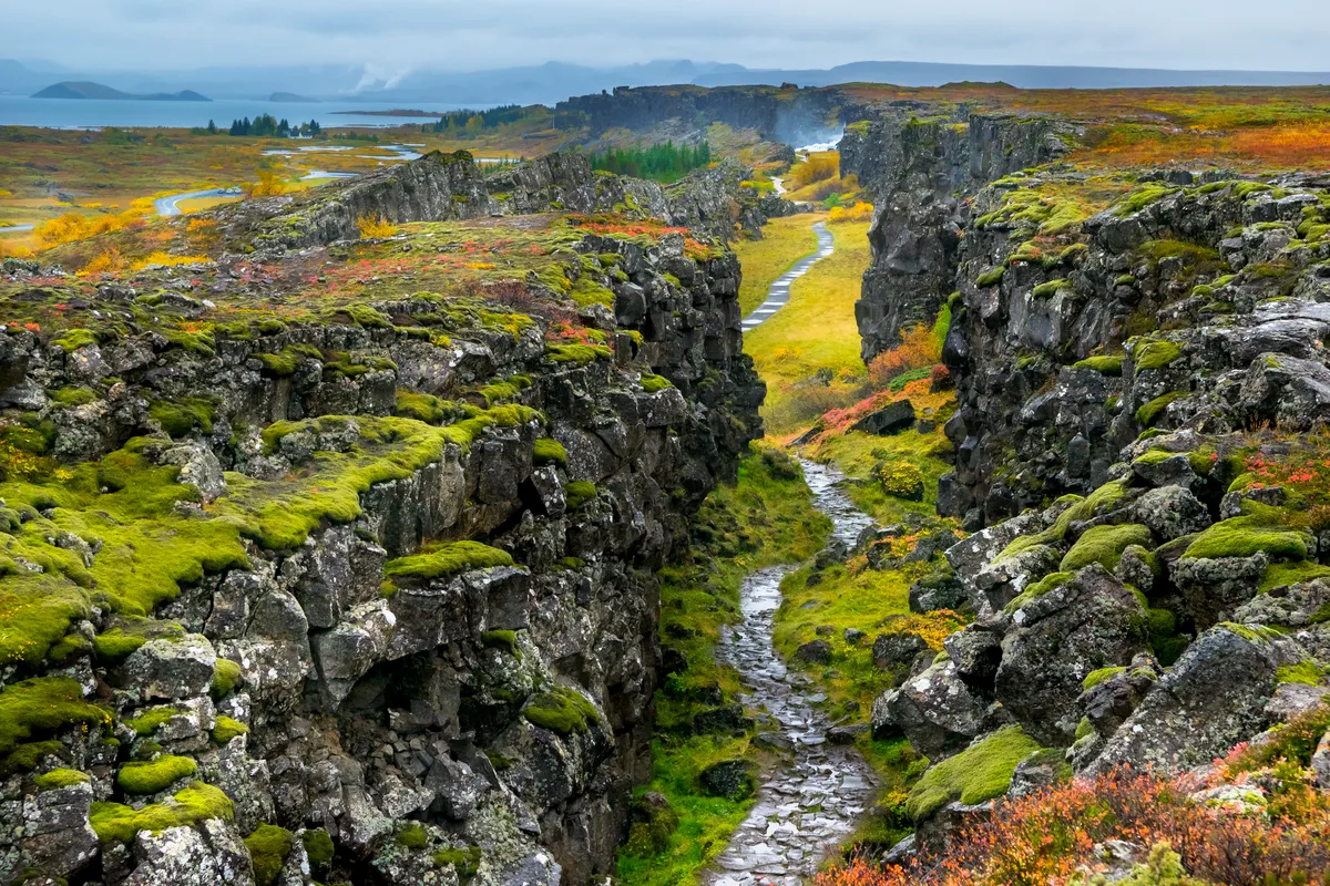 What Two Plates are Meeting in Iceland?